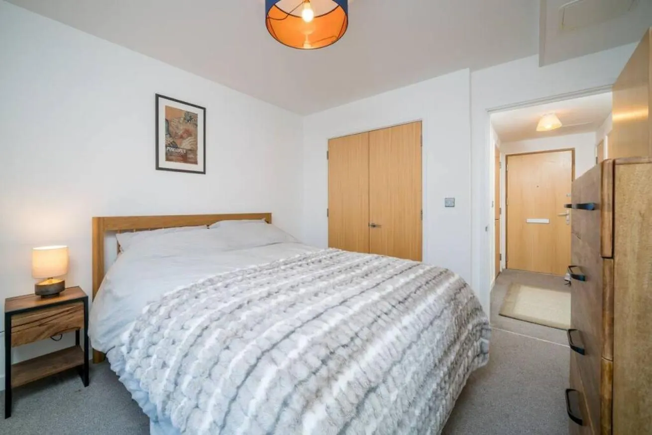 Apartment Charming Flat Near Canary Wharf London
